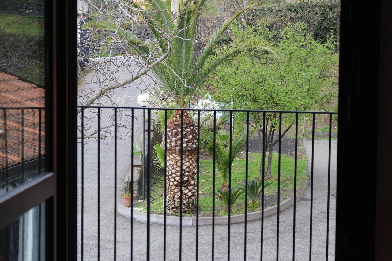 Il Nido Delle Aquile Dell'Etna Hotel Milo Kültér fotó
